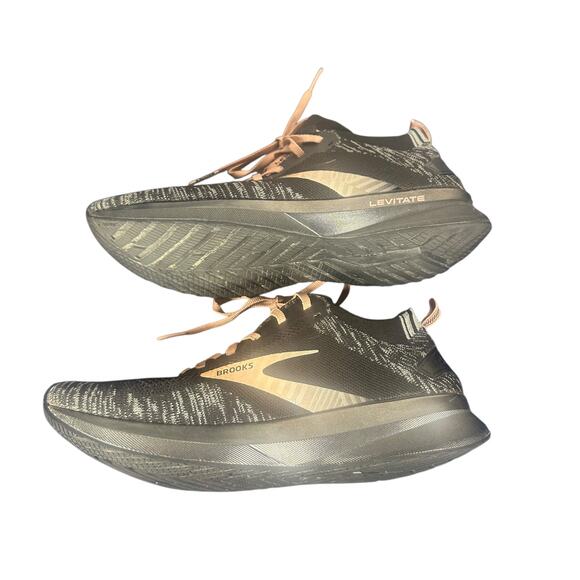 Brooks Levitate 4.0 Sz 9.5 Running Shoes Black Gray Coral Sneakers Lightweight - Picture 10 of 10